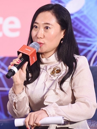 denghui_副本.jpg